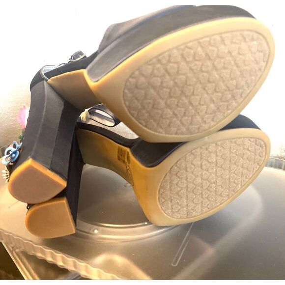 Chinese Laundry “Aloha” Embellished Heel 4” Blue Satin Peep Toe WMS SZ 8.5 M NEW - Picture 9 of 13